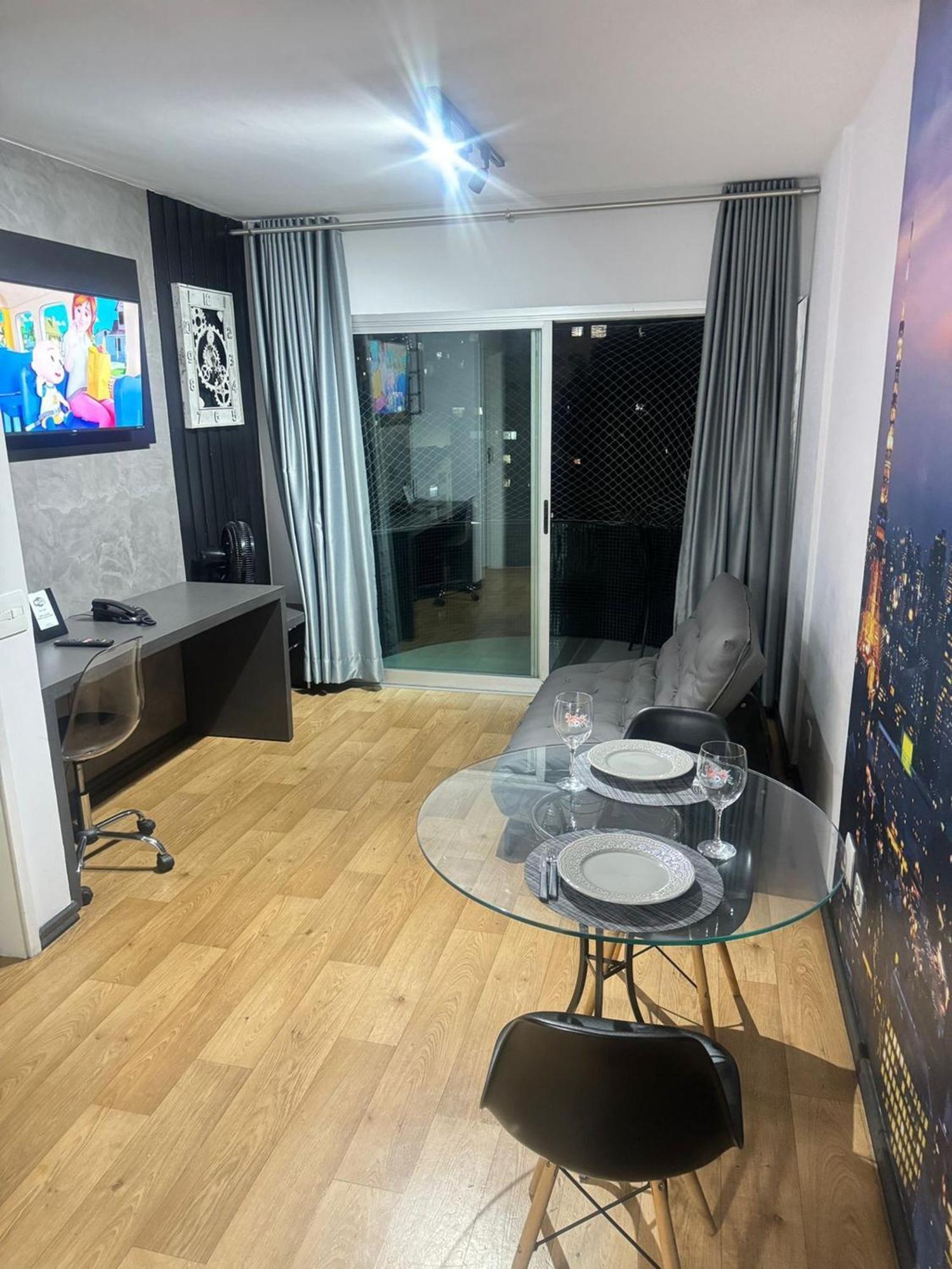 Lindo Flat Na Liberdade - Sp